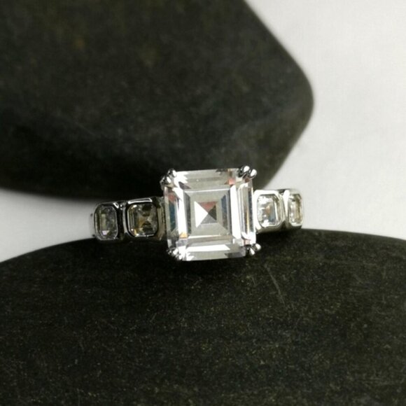 Emerald cut CZ Ring Sterling Silver size 8 - Picture 3 of 8
